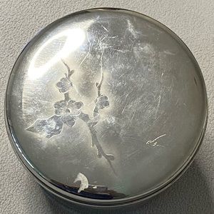 6PC. Set SAKURA Tooled Food Containers